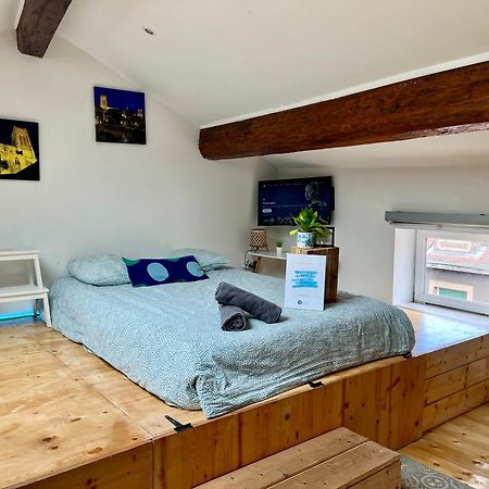 Ferienwohnung La Cachette Des Poutres LʼArbresle Exterior foto